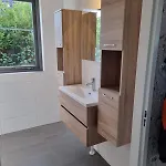 Woning Met Voorverwarmde, Overdekte Jacuzzi In De Tuin *