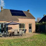 Woning Met Voorverwarmde, Overdekte Jacuzzi In De Tuin Holiday home *