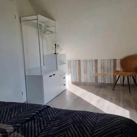 Woning Met Voorverwarmde, Overdekte Jacuzzi In De Tuin Holiday home