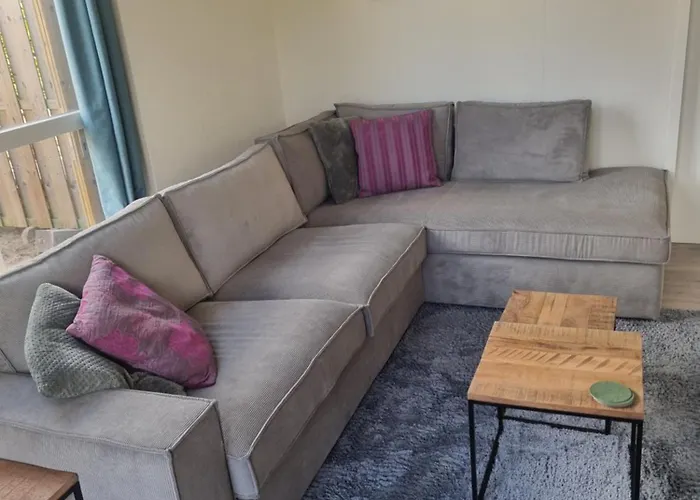 Дом отдыха Woning Met Jacuzzi In Grote Tuin *