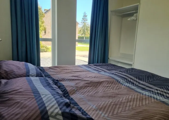 Woning Met Jacuzzi In Grote Tuin 度假居 Ewijk